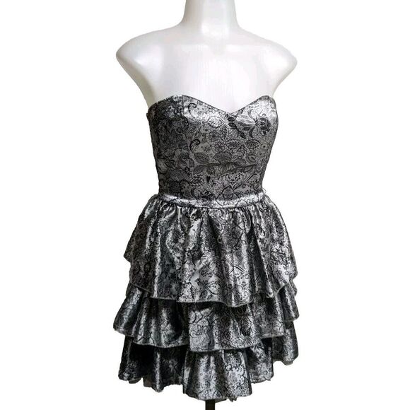 Strapless Layered Cake Dress Heart Shaped Bodice Gray/Black Size 1 - Picture 1 of 8